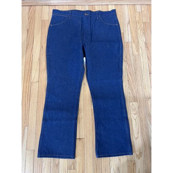 NEW Wrangler® Cowboy Cut® Regular‎ Fit Boot Cut Rigid Blue Jean 945NAV 42X32